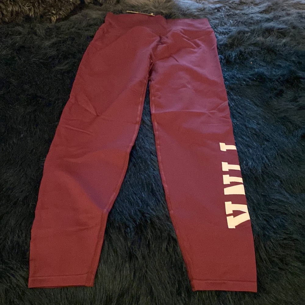 Victoria’s Secret pink leggings